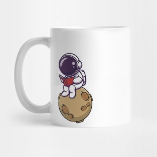 Cute astronaut reading a book Mug